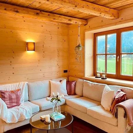 Cosy With Garden, Fire Pit & Stunning Views * Schwendt (Kaiserwinkl)