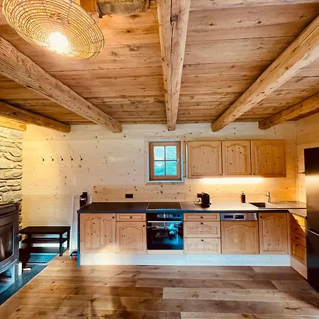 Horská chata Cosy With Garden, Fire Pit & Stunning Views Schwendt (Kaiserwinkl)
